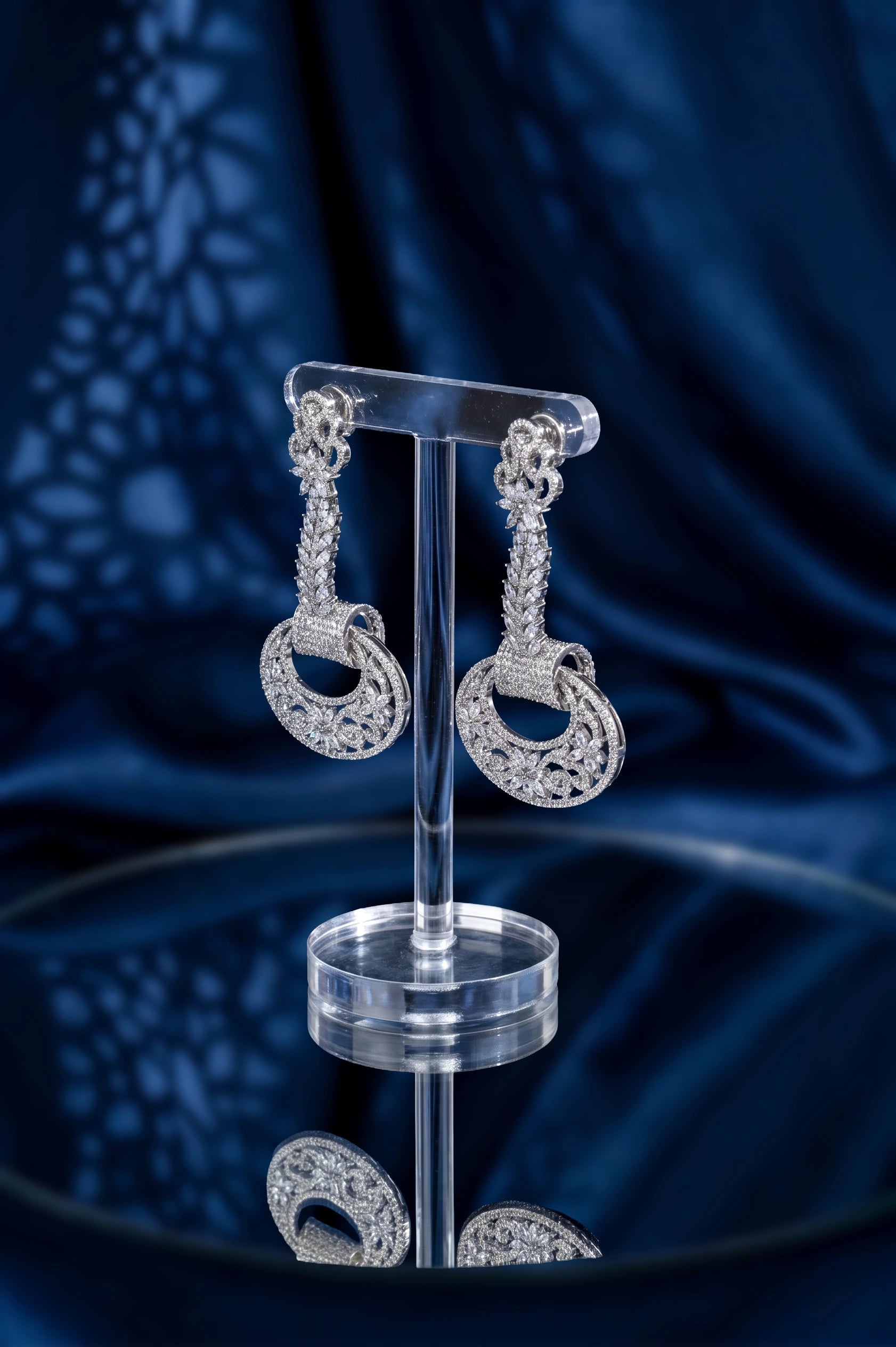 Divine diamond earring