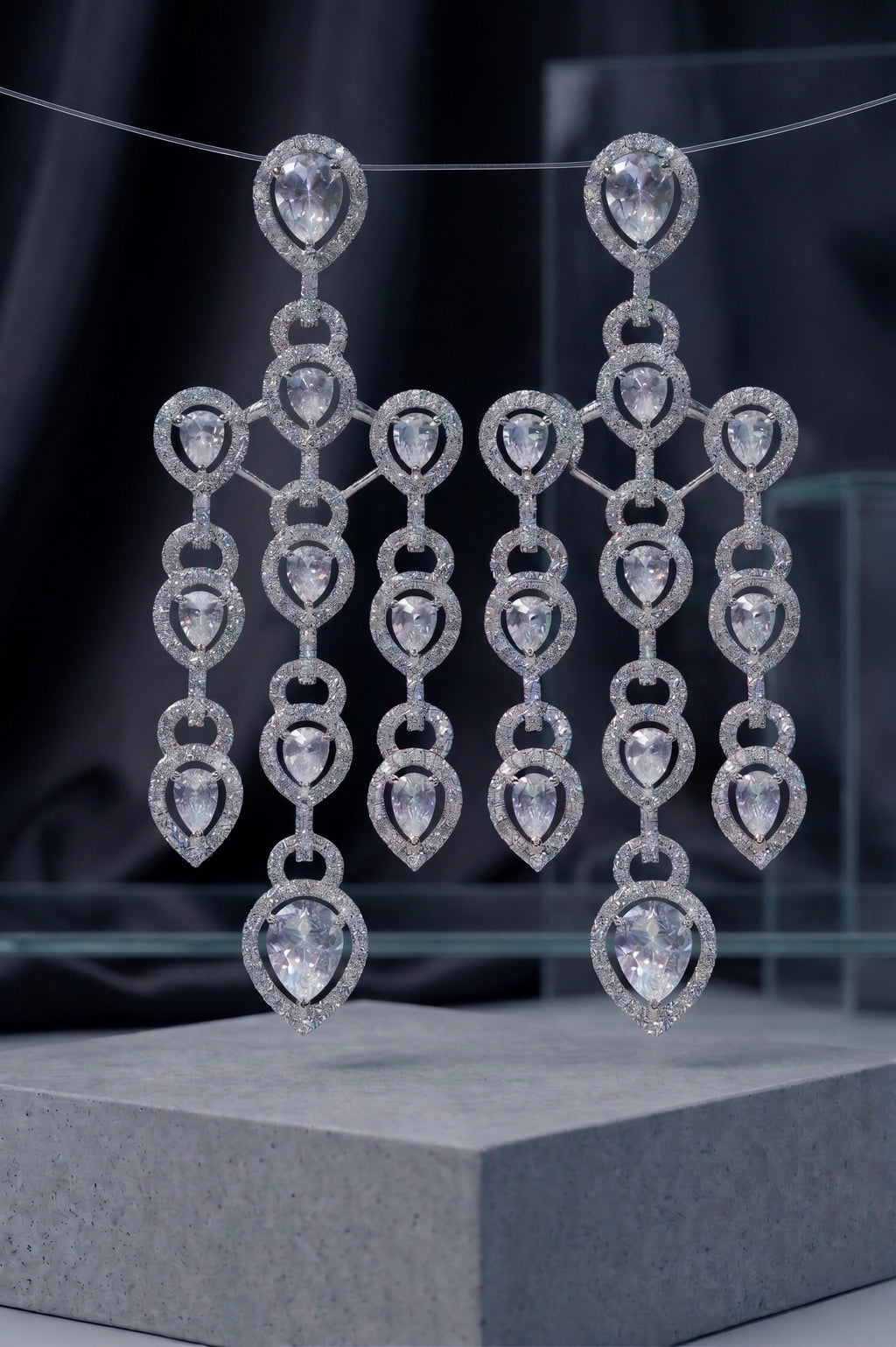 Luxe diamond earring