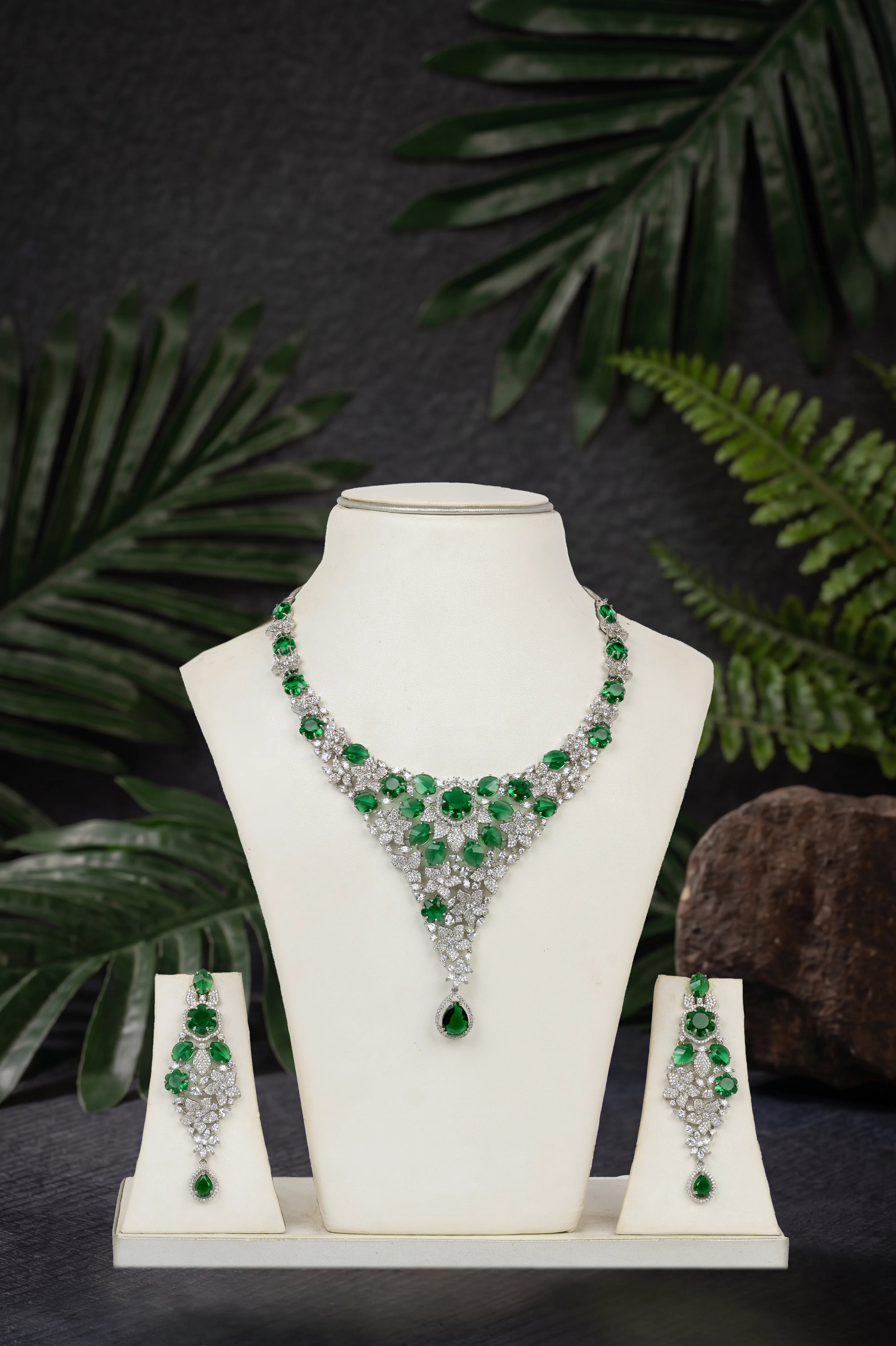 Elegant Diamond set