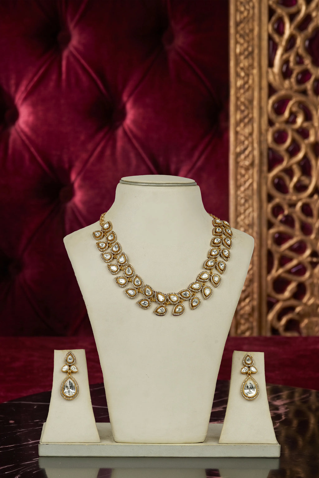Shiny kundan set