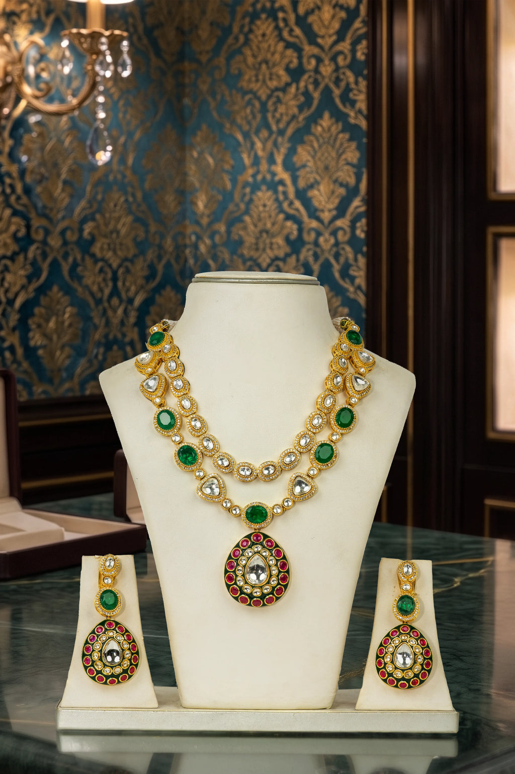 Vintage kundan set