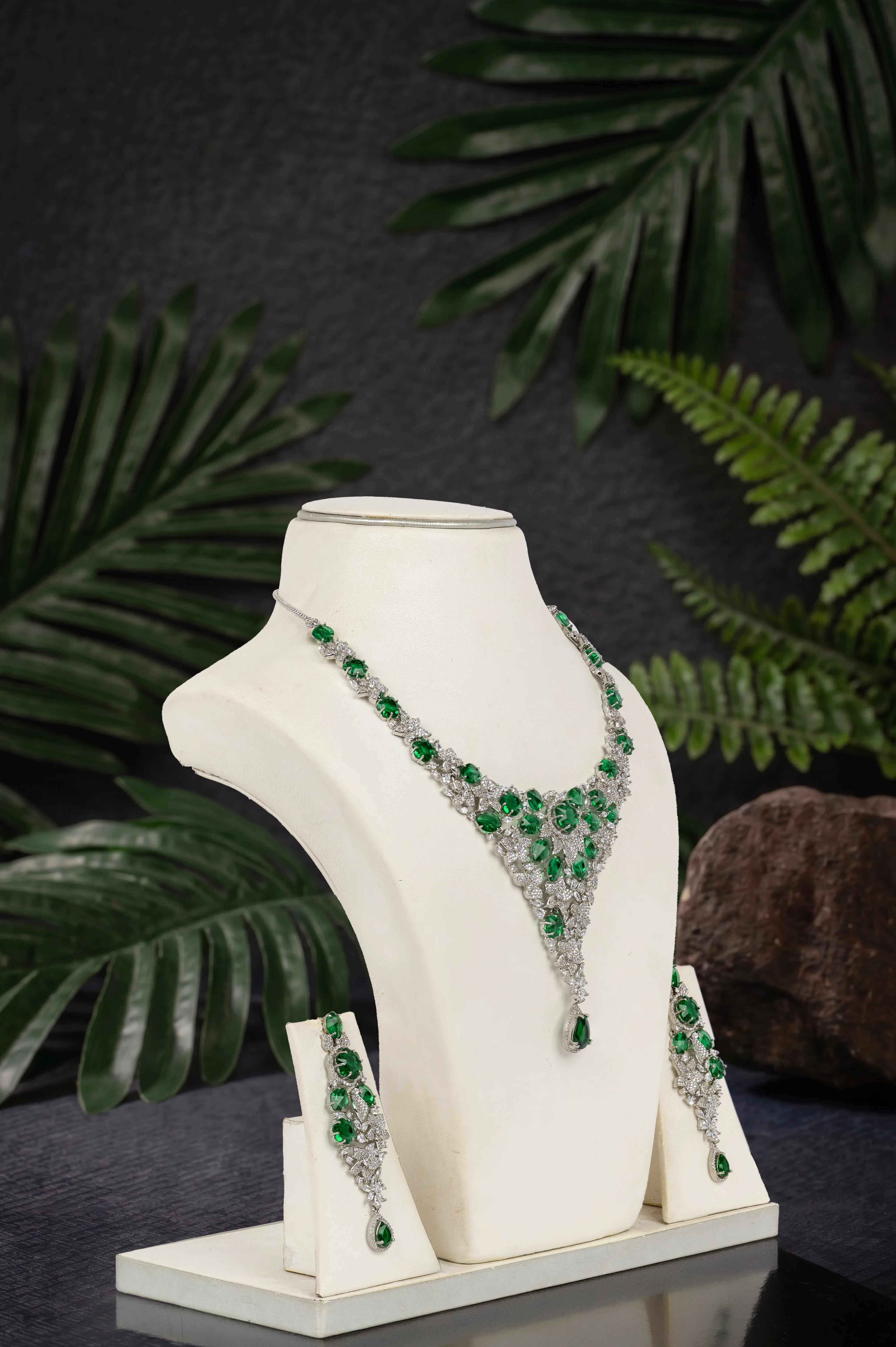 Elegant Diamond set