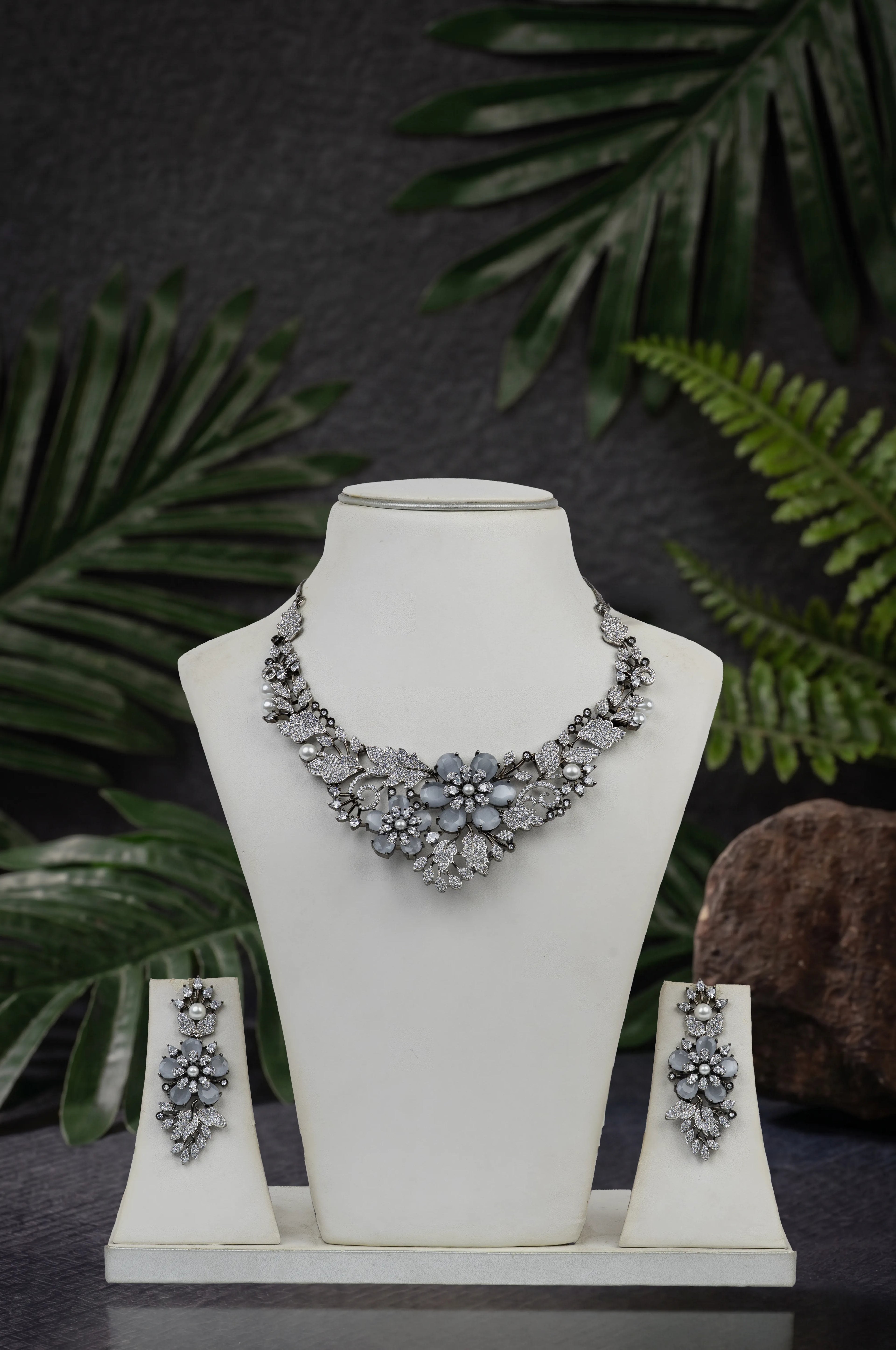 Trendy Diamond set
