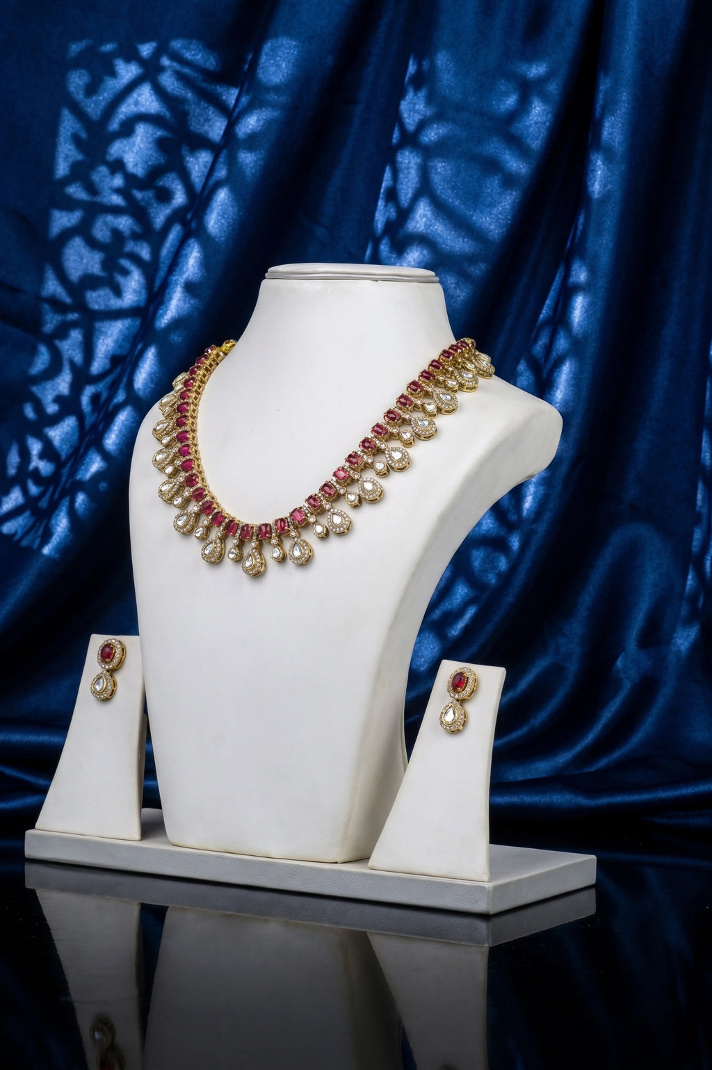 Kissed Victorian set