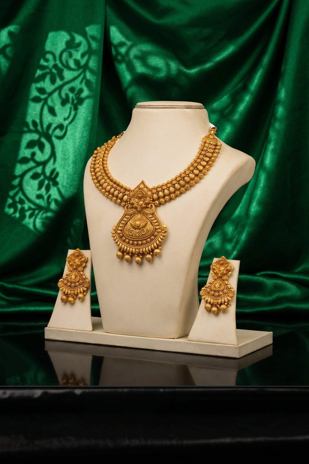 Precious Polki set