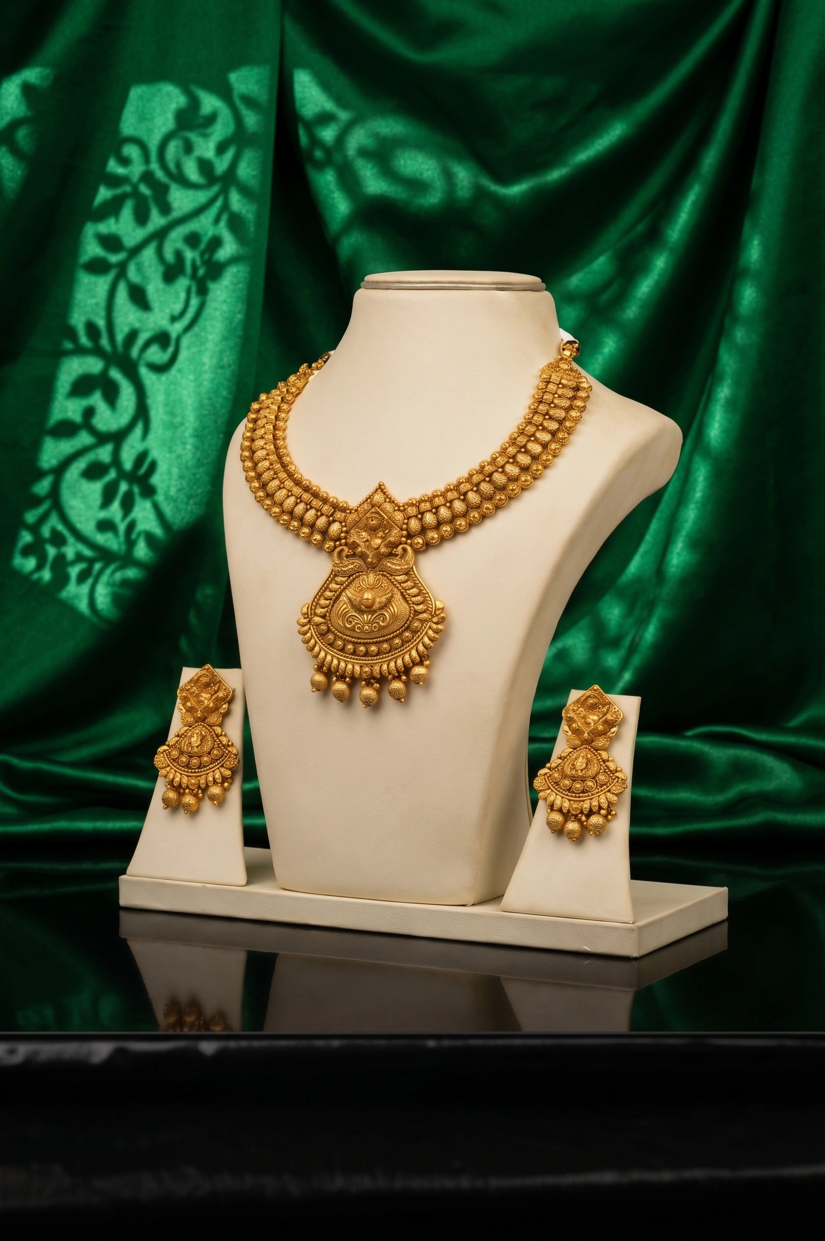 Precious Polki set