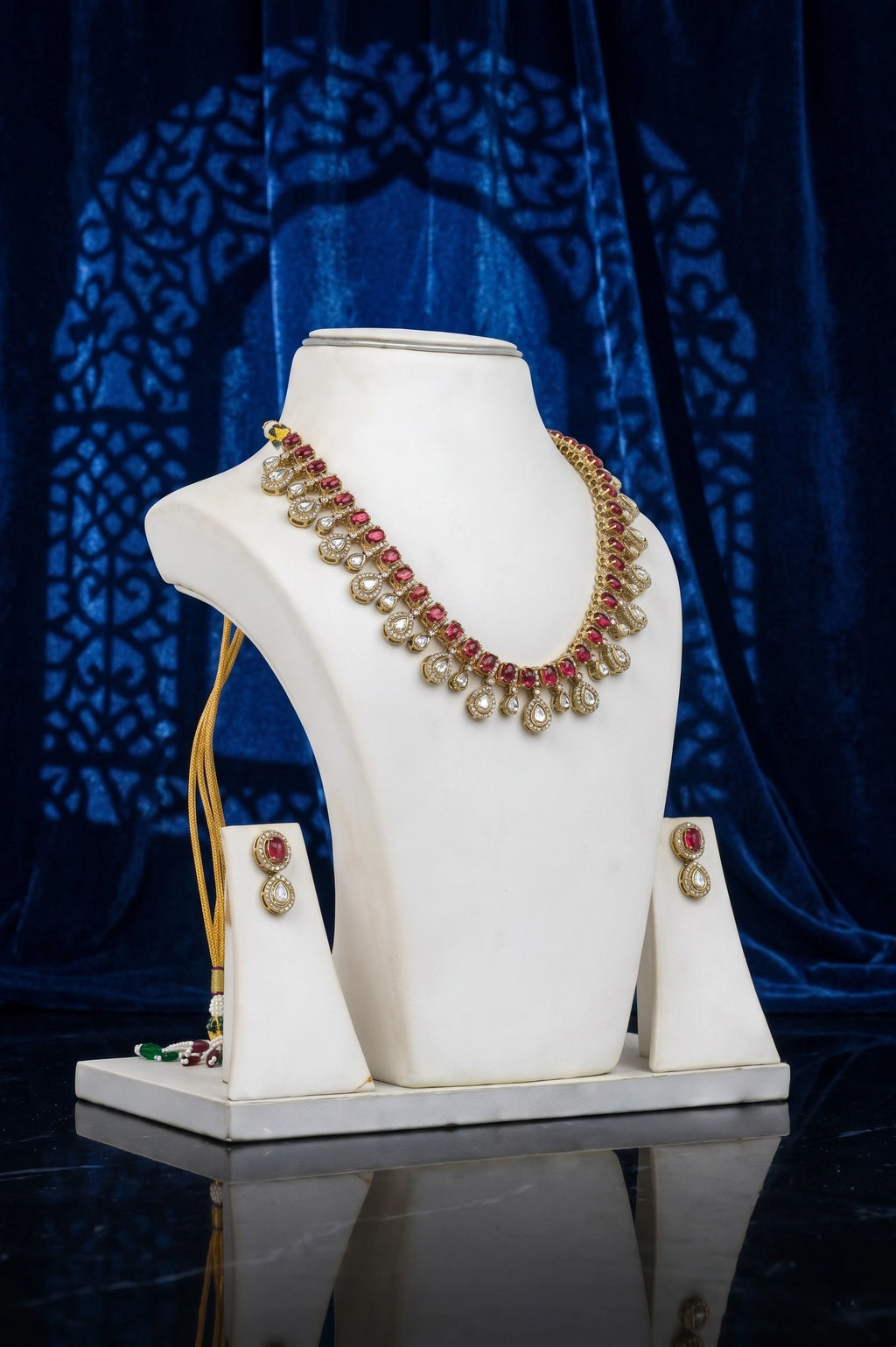 Kissed Victorian set