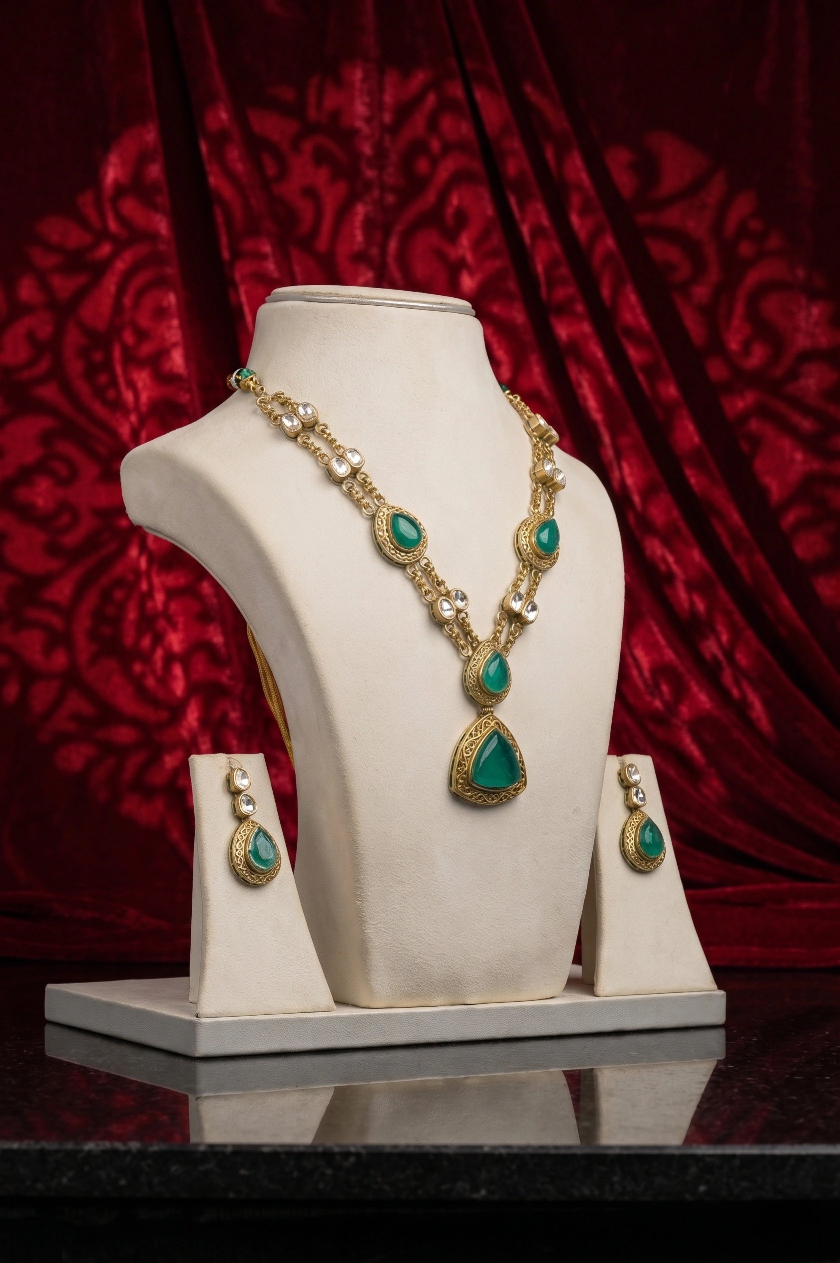 Luminous Victorian set