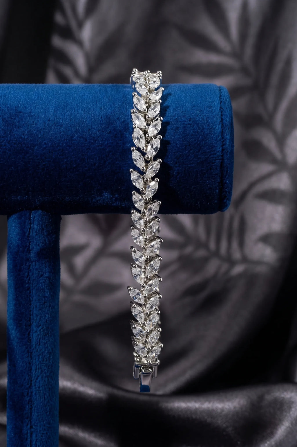 Wonder diamond bracelete
