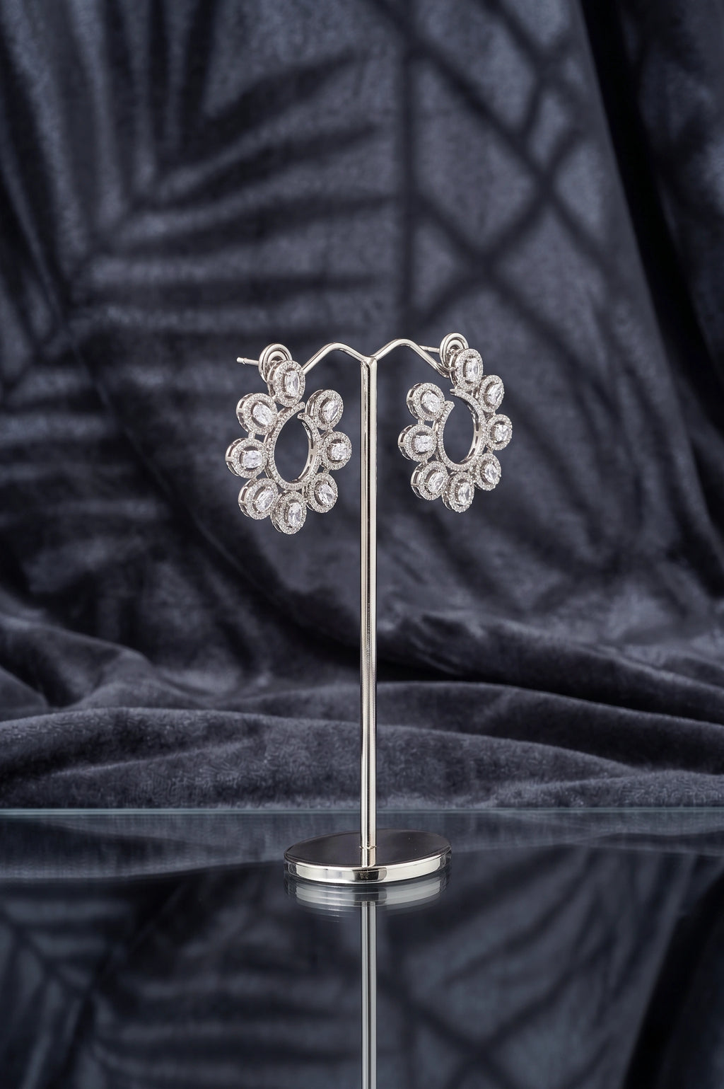 Glam diamond earring