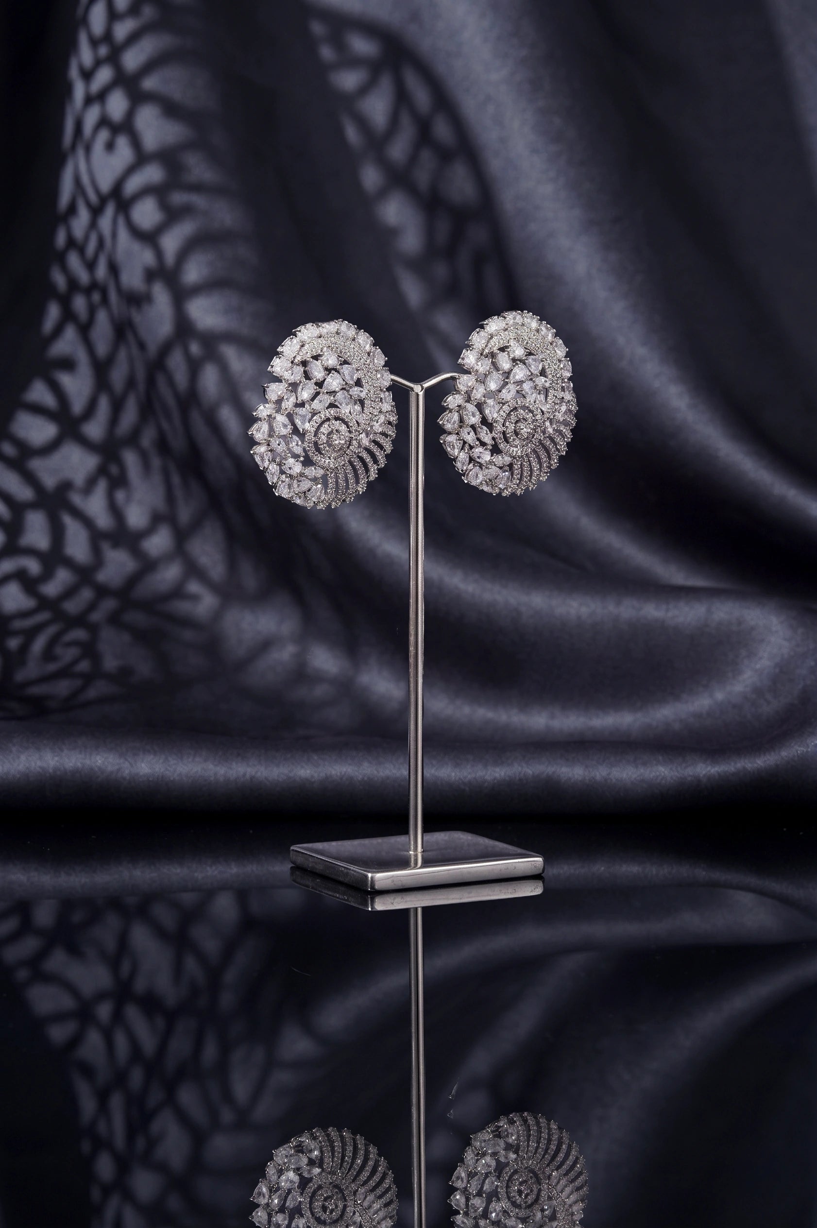 Urban diamond earring