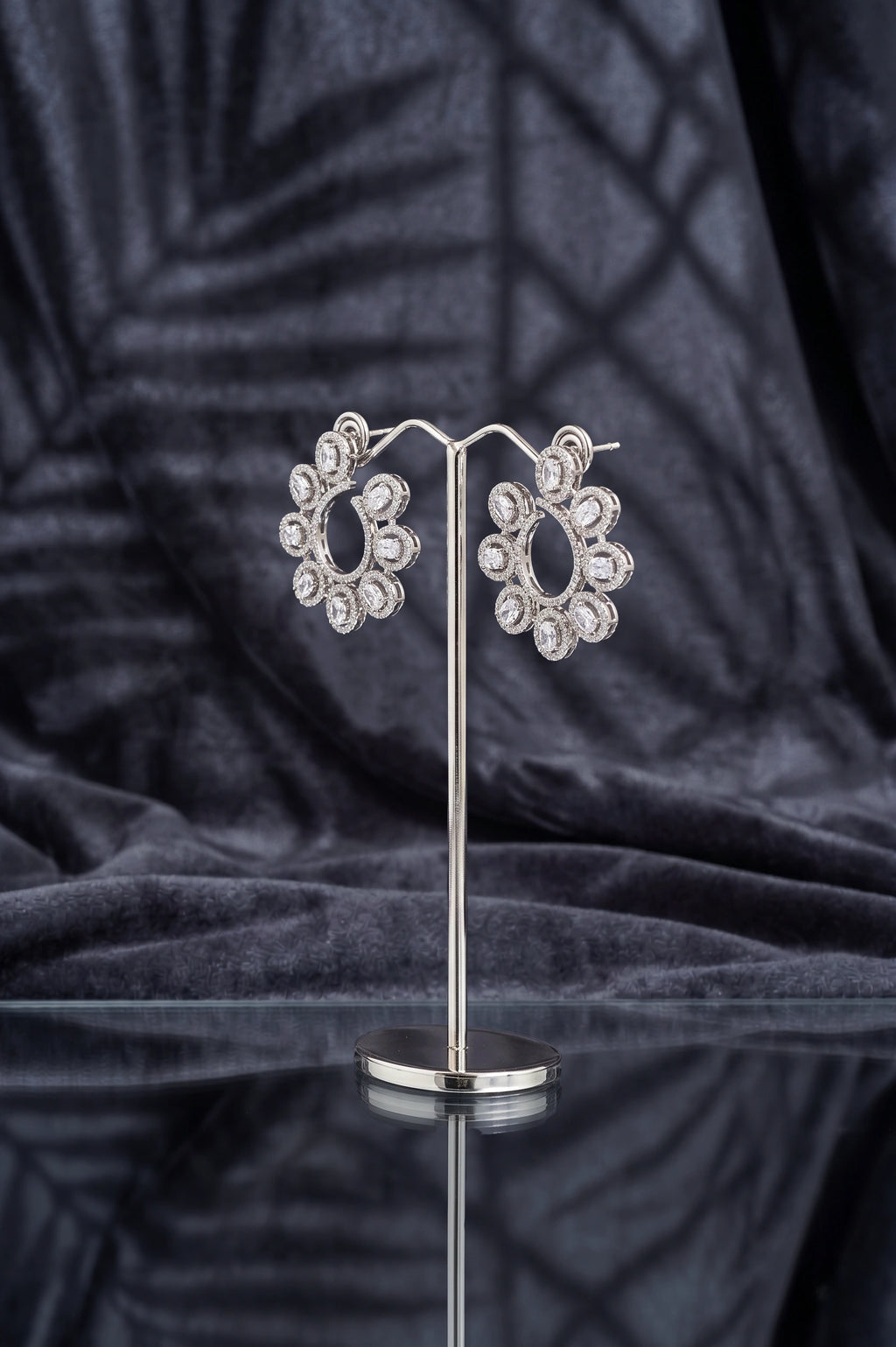 Glam diamond earring