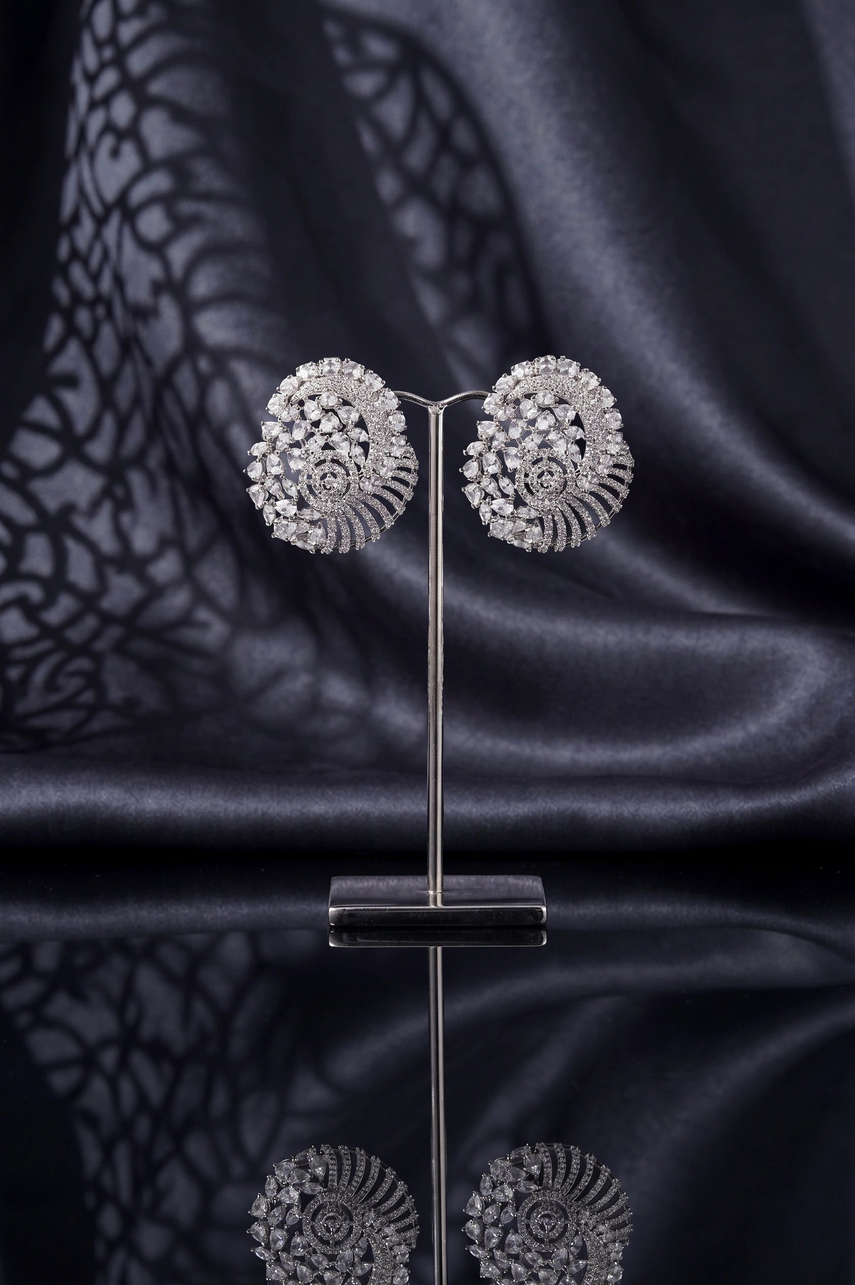 Urban diamond earring