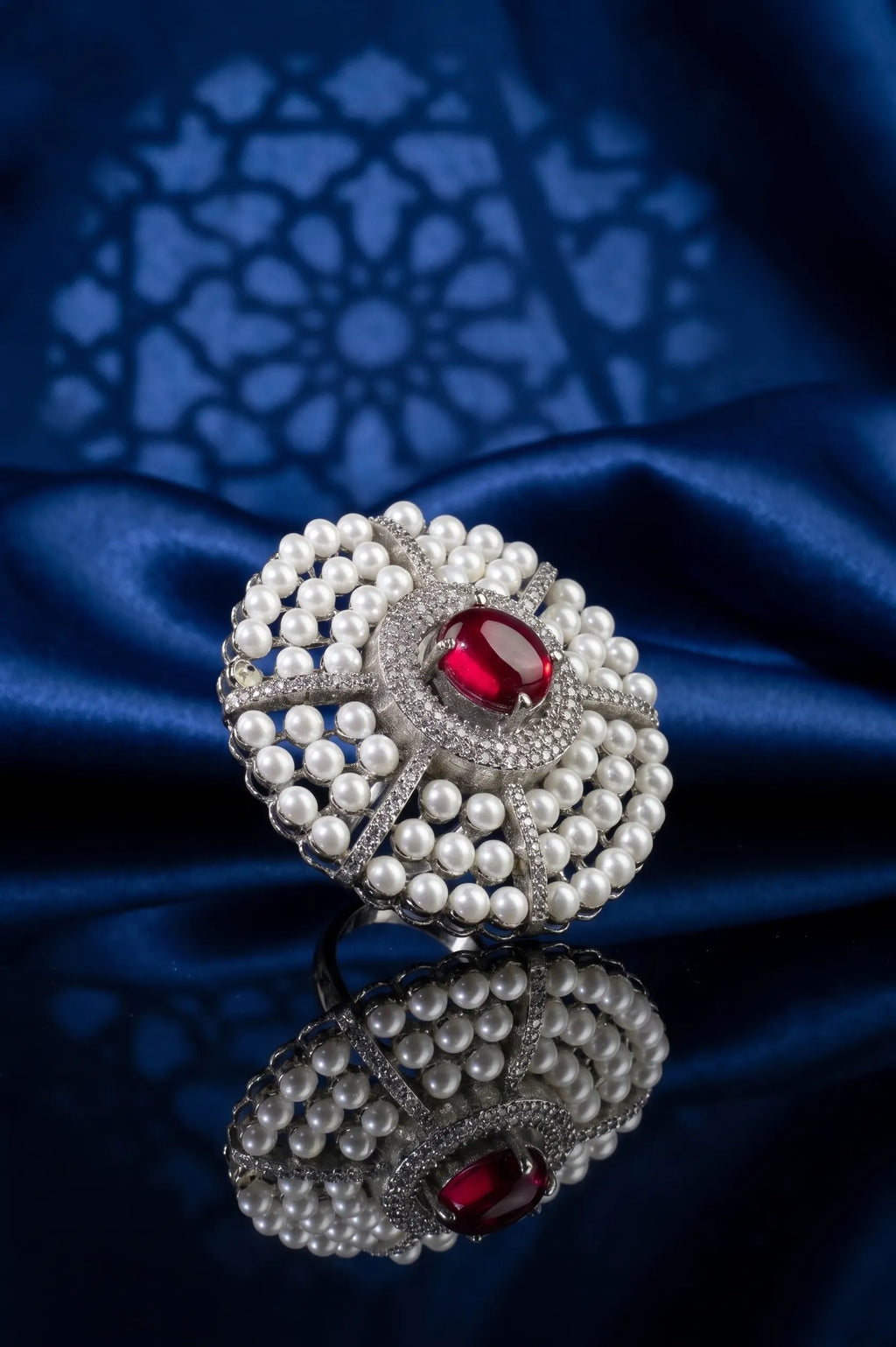 Gleaming  diamond Ring