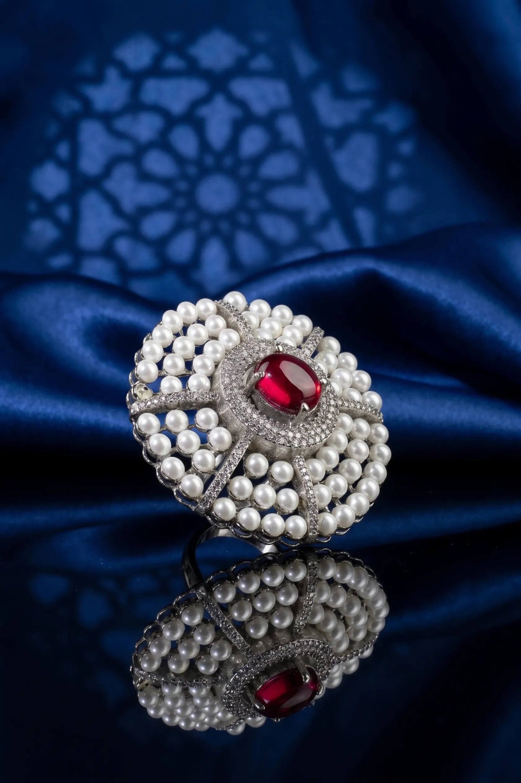 Gleaming  diamond Ring