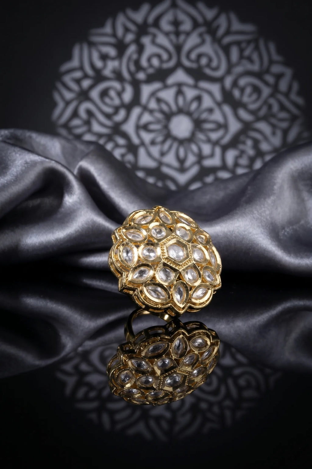 Lovely Kundan ring