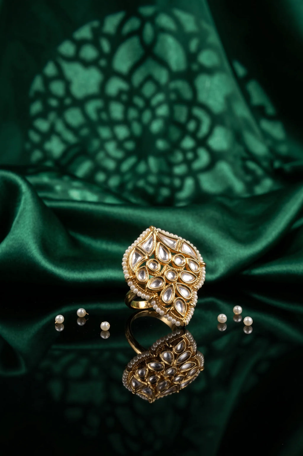 Magical Kundan ring