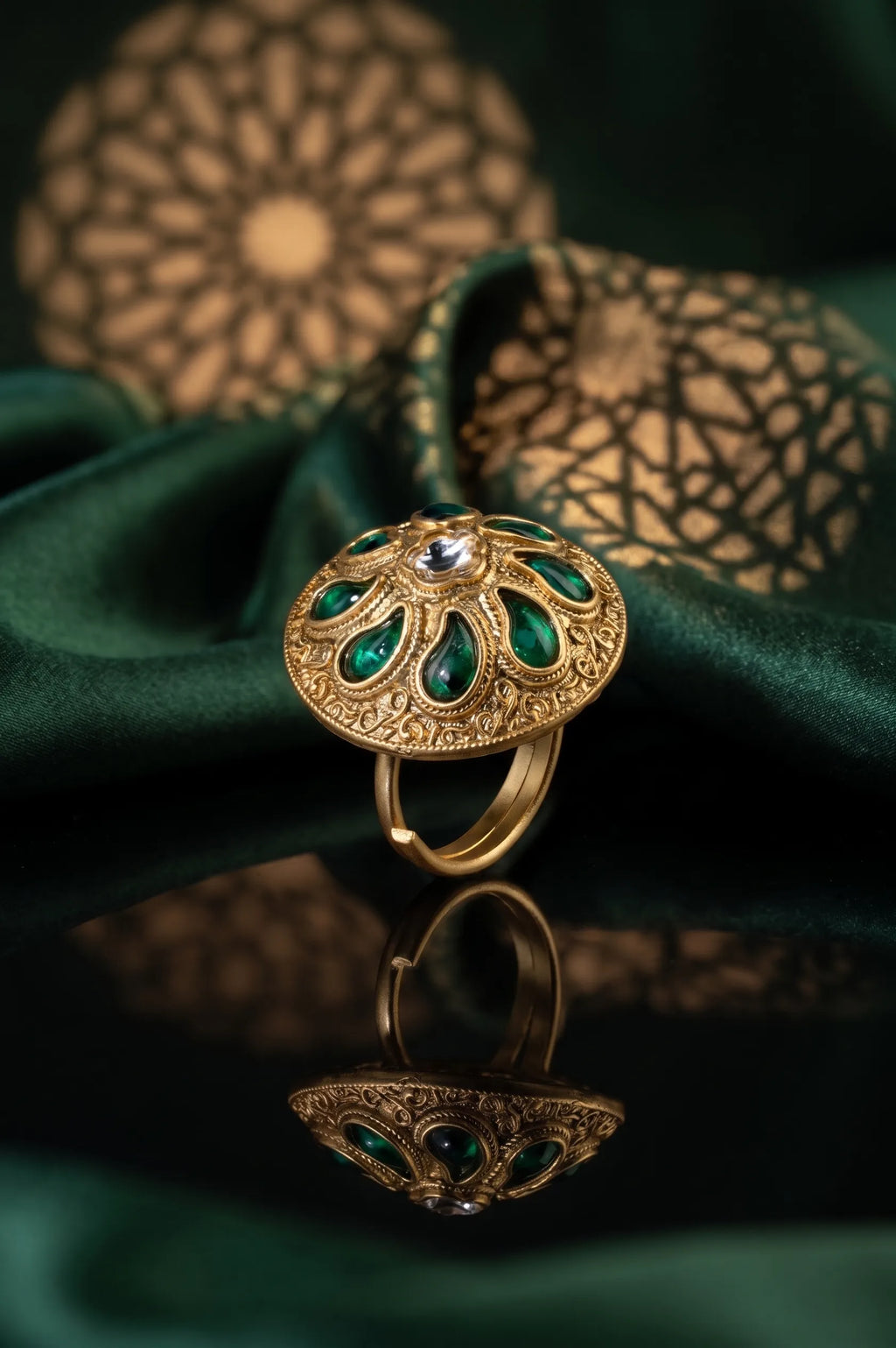 Joyful Kundan ring