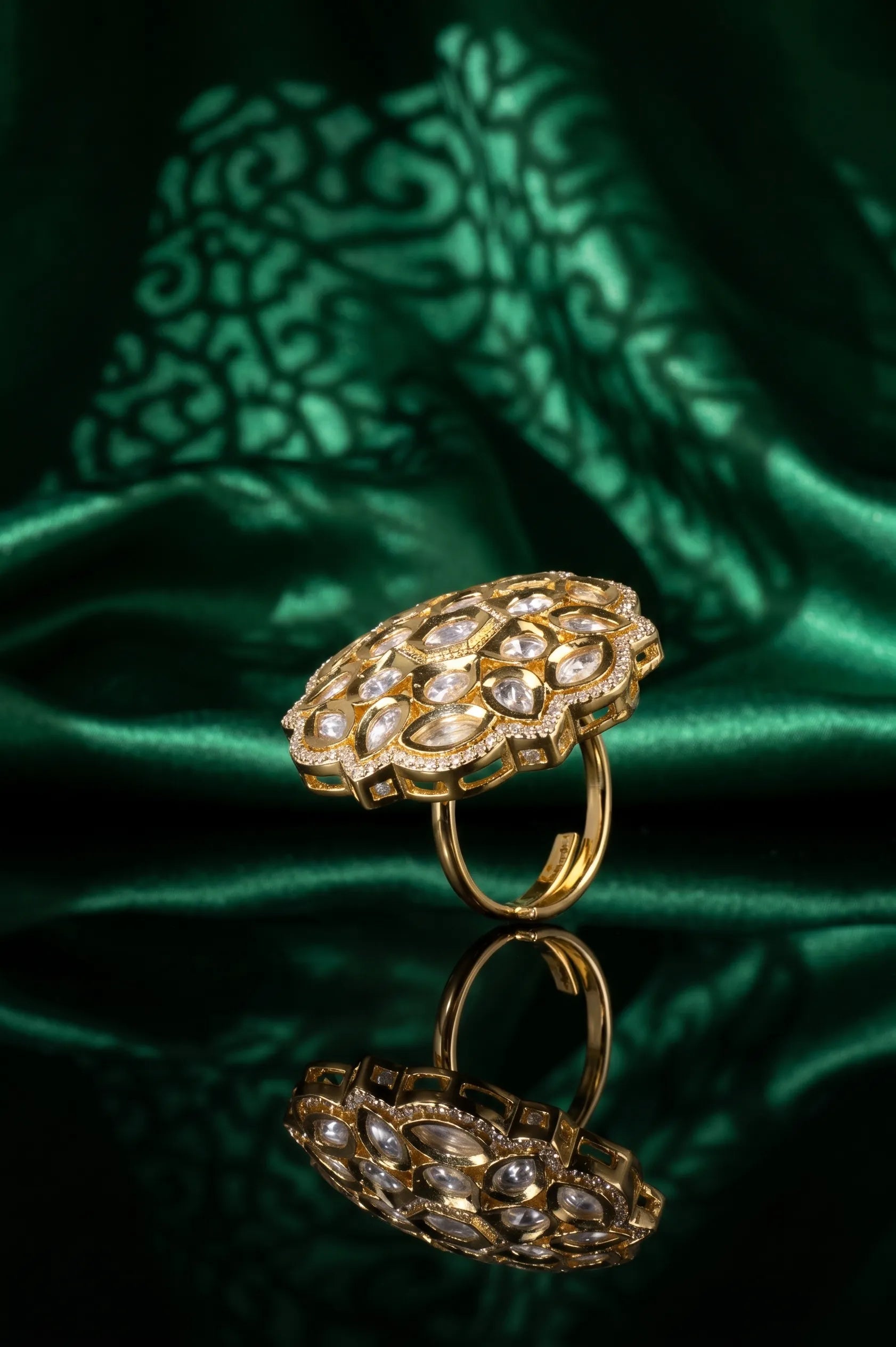 Lovely Kundan ring