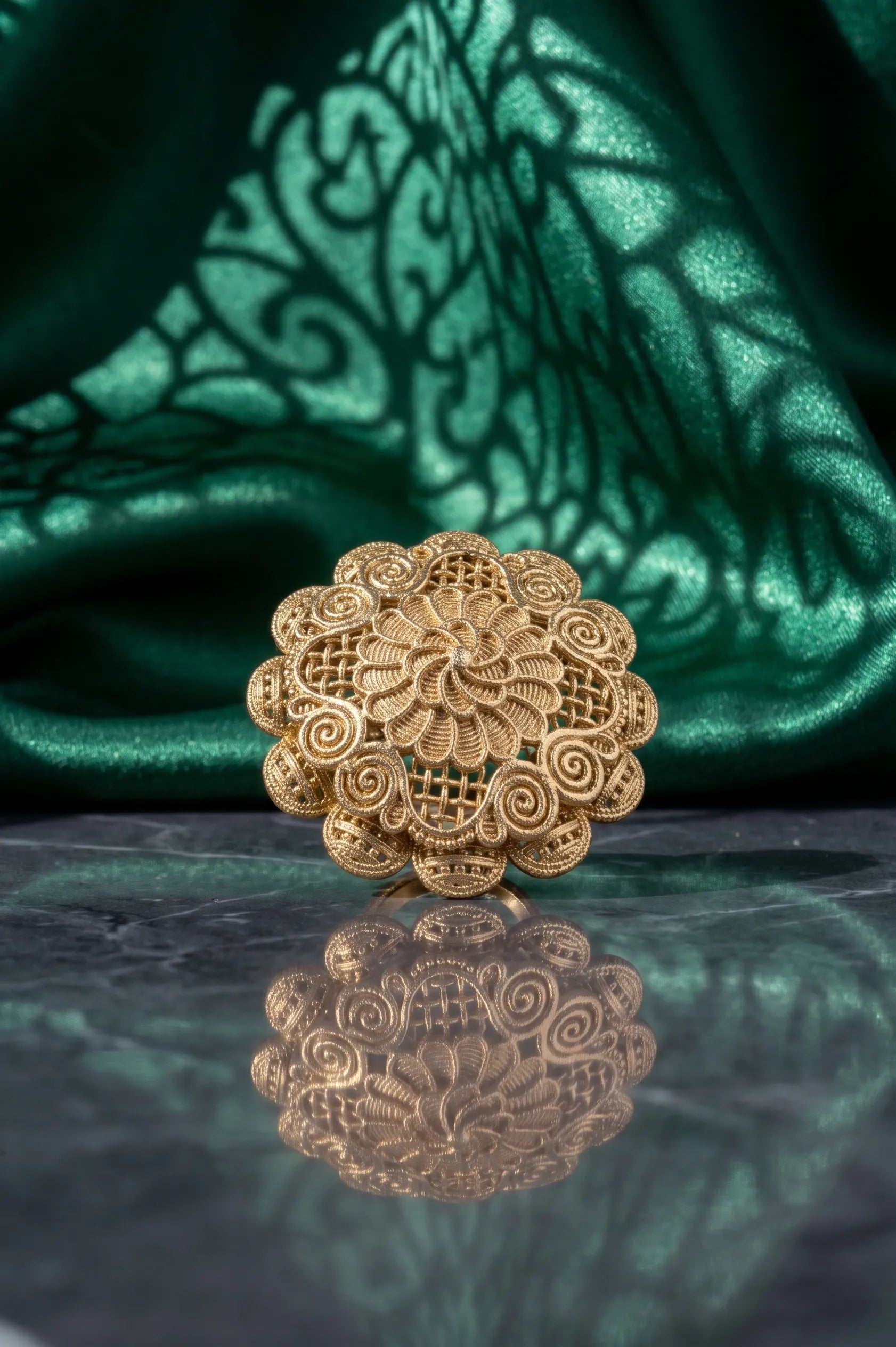 Romantic polki ring