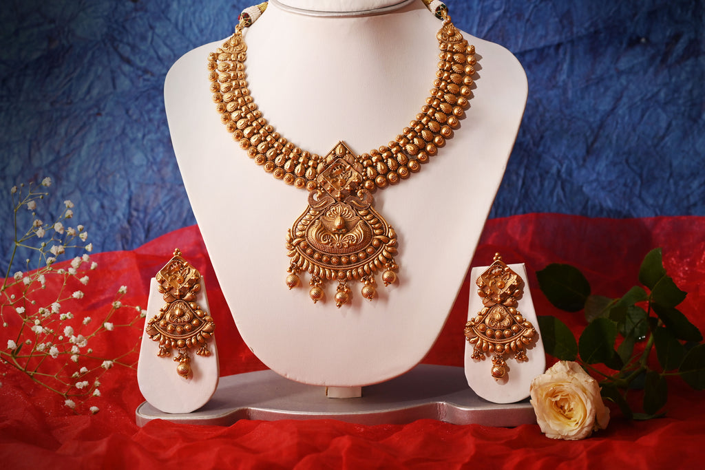 Festive Fever Necklace Set