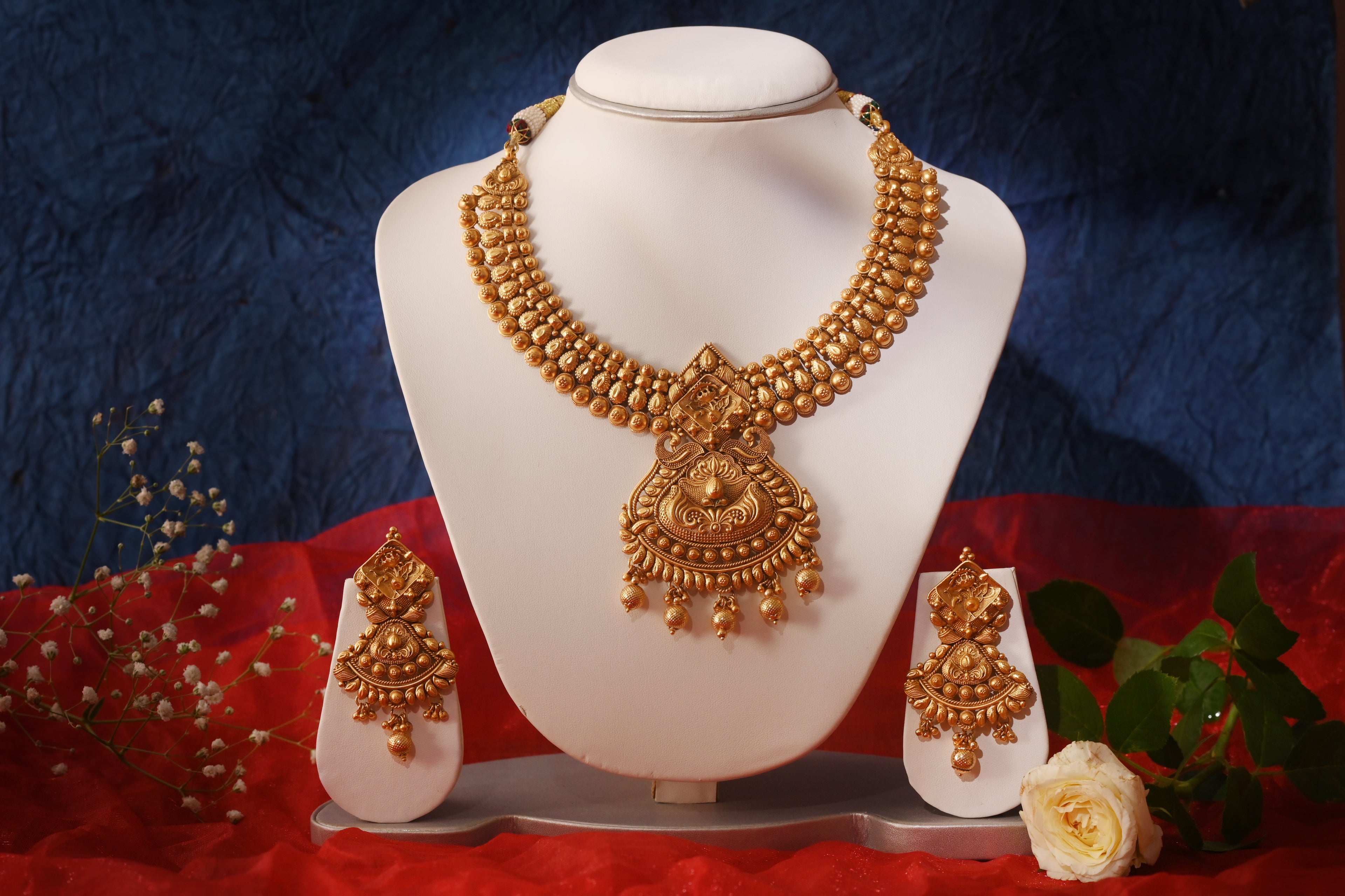 Festive Fever Necklace Set