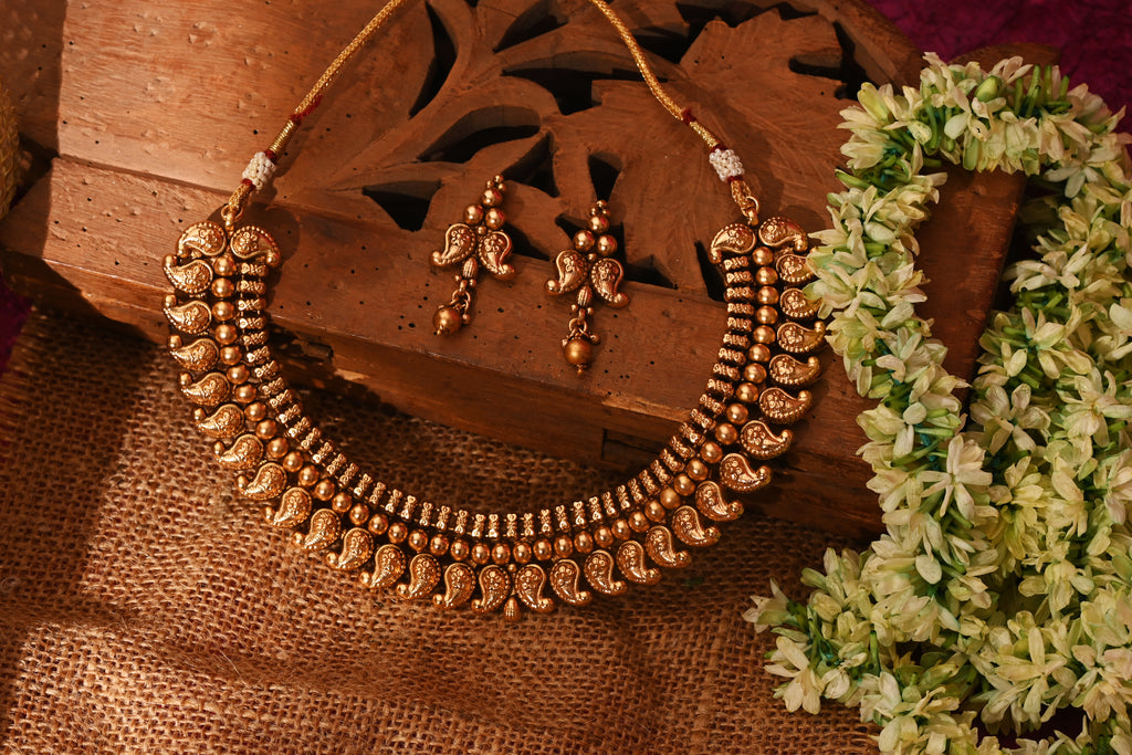 TrendAura Necklace Set