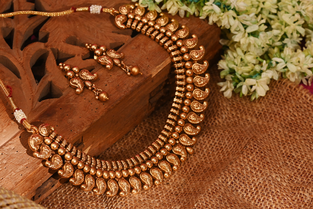 TrendAura Necklace Set